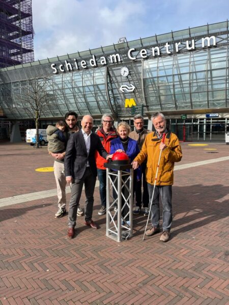 De komende jaren wordt het spoorsysteem tussen de steden Leiden, Den Haag, Delft, Schiedam, Rotterdam en Dordrecht verbeterd. Lees hier meer.