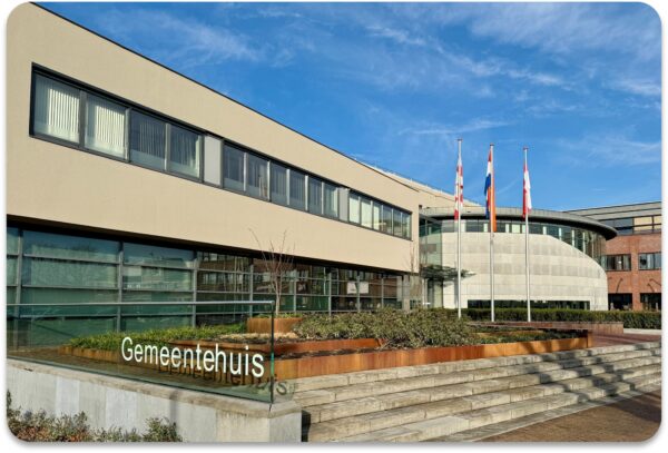 Ruim 1.400 inwoners gaven advies aan de gemeente Bernheze over de warmtetransitie. Een PWE-raadpleging is uitgevoerd met als centrale vraag: wat vinden inwoners belangrijk bij de overstap naar een aardgasvrije gemeente? Gemiddeld vinden zij het vooral belangrijk dat de overstap betaalbaar blijft, dat mensen met een laag inkomen extra hulp krijgen en dat zij zelf kunnen meedenken over de aanpak.